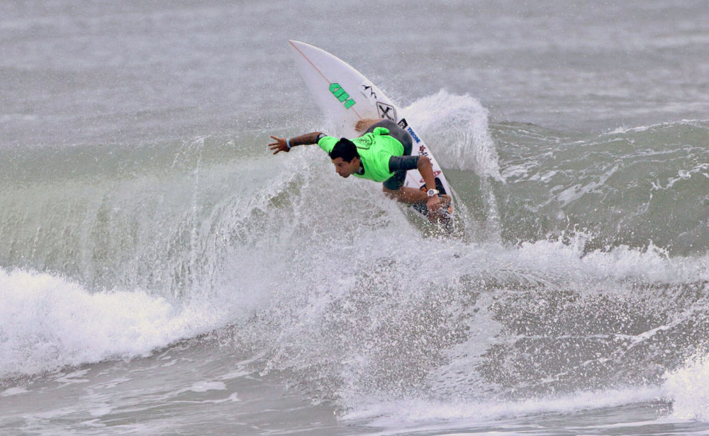 Alex Ribeiro, Brasil Surf Tour 2022, Maresias. Foto: Munir El Hage